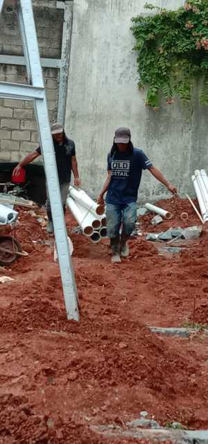 Pembuatan rumah di puspita loka