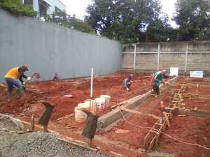 Pembuatan rumah di puspita loka